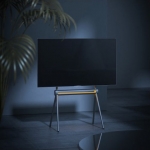 reflecta präsentiert Staffelei TV-Stand „Elegant 70SG LED“ mit RGB-Beleuchtung